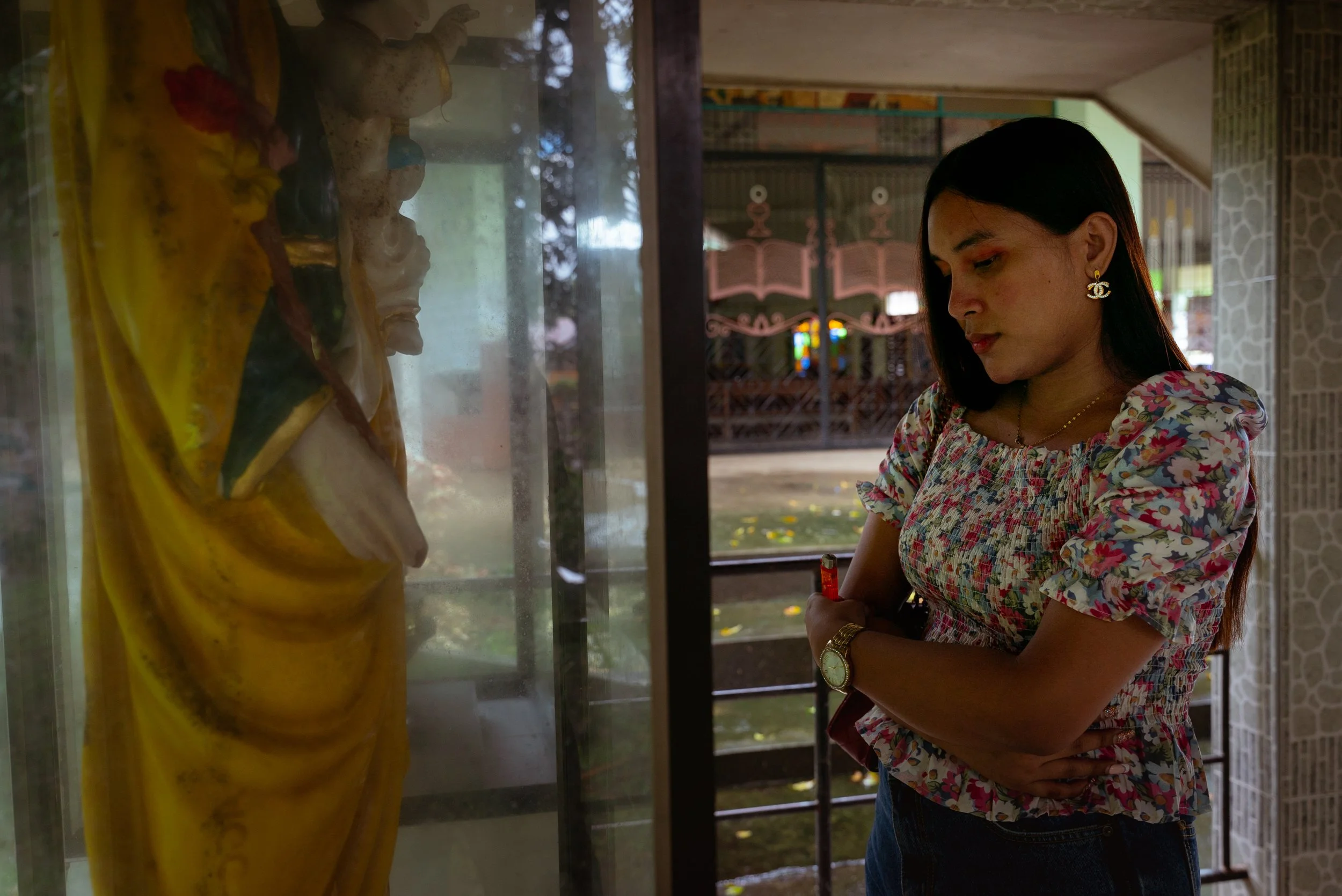 Джессика Мур дивандағы порно видеода Ким Кардашьянның жалаңаш суреттері